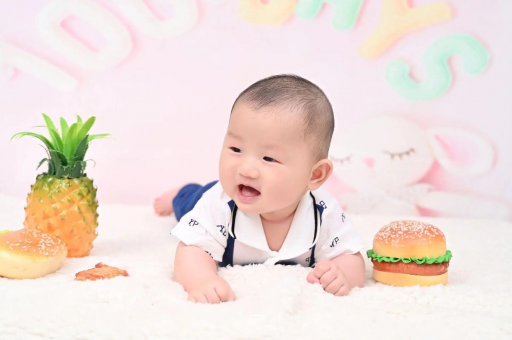 武汉供卵试管机构宝宝在妈妈肚子里